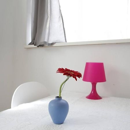 Sunny Apartment At Rostock - Pink ภายนอก รูปภาพ