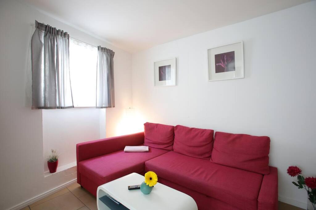 Apartment At Rostock - Pink ภายนอก รูปภาพ